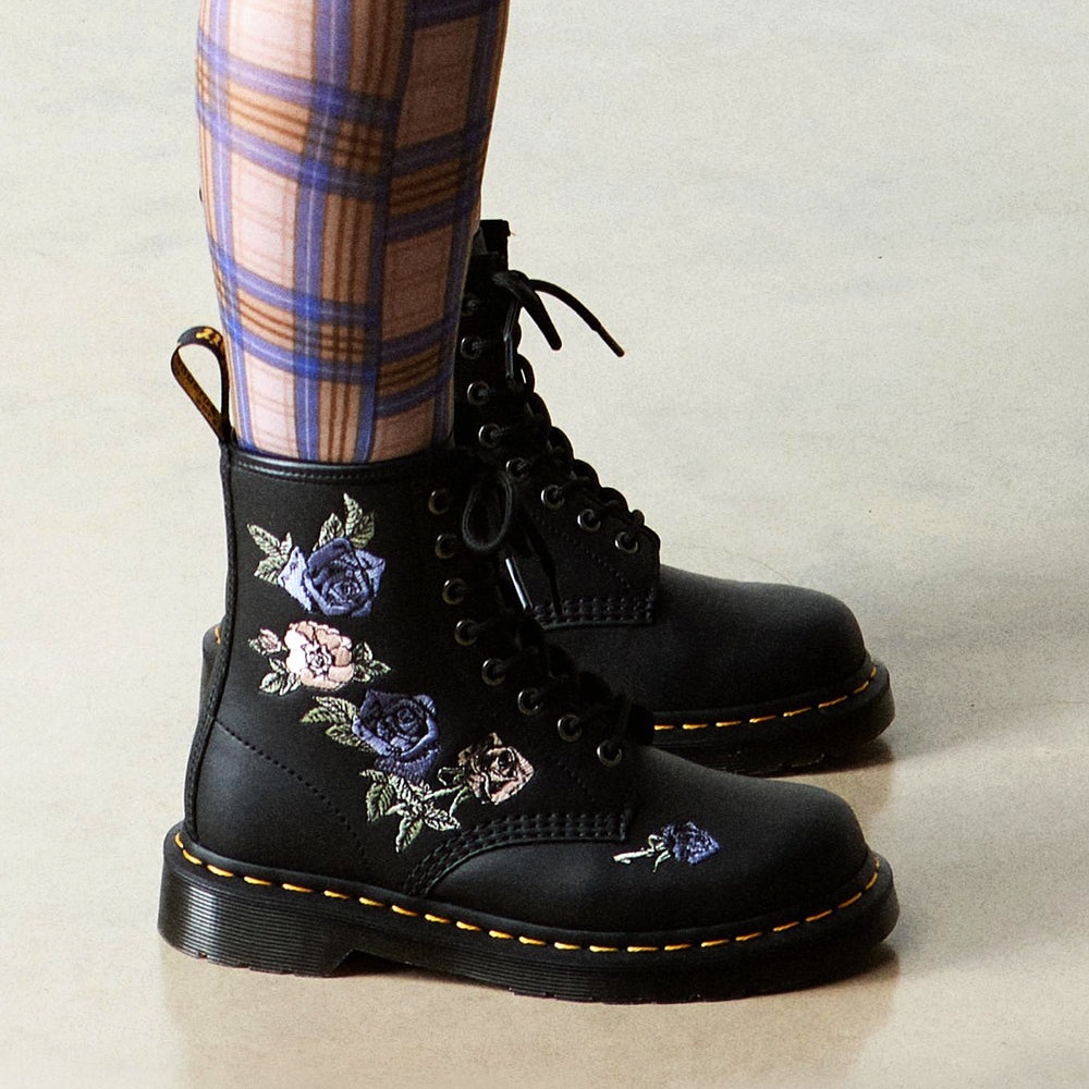 [BNIB] Dr Martens Original 1460 Vonda Black Genix Nappa Lace Up Boots US 7 US 8 - Picture 16 of 16